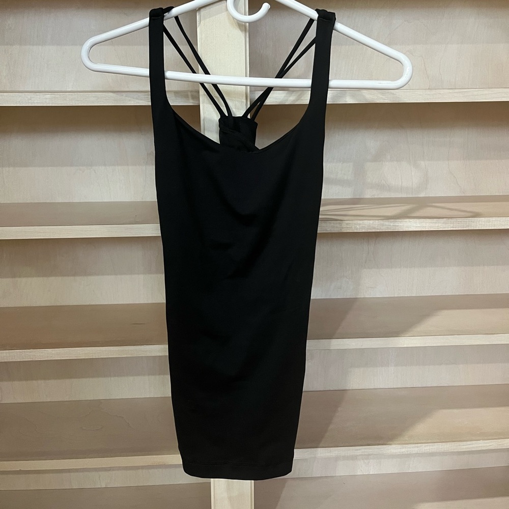Lululemon black tanktop
